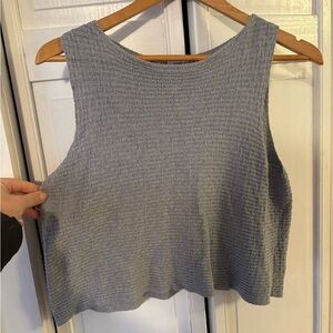 Elegant Gray Sleeveless Knit Top